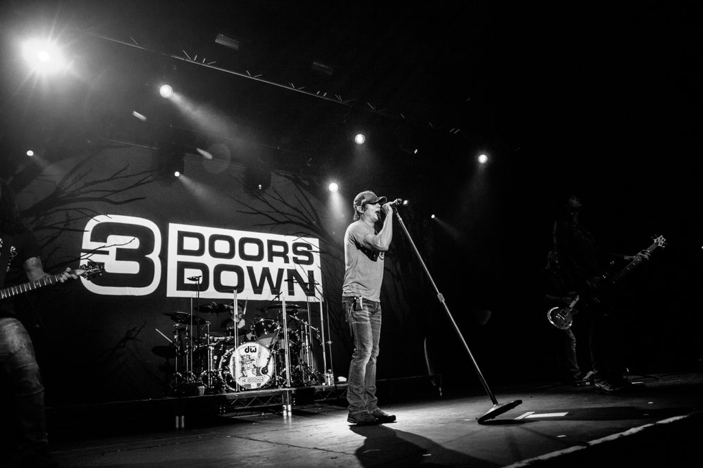3doorsdown_051116_priti_shikotra_manchester_london_musicphotographer-7
