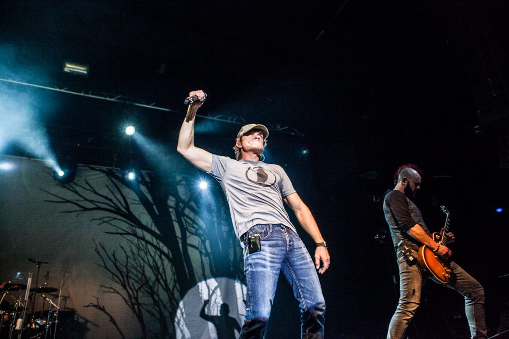 3doorsdown_051116_priti_shikotra_manchester_london_musicphotographer-9