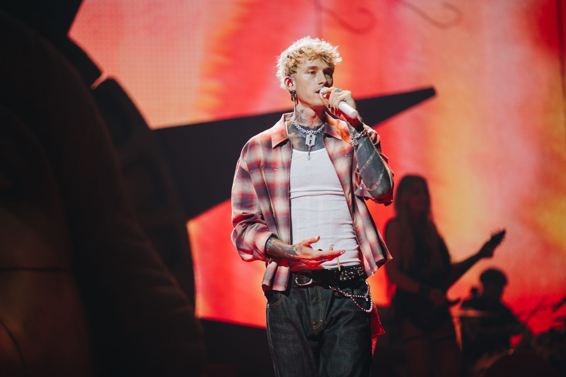 machine gun kelly lost americana tour 2026 manchester co op arena live 